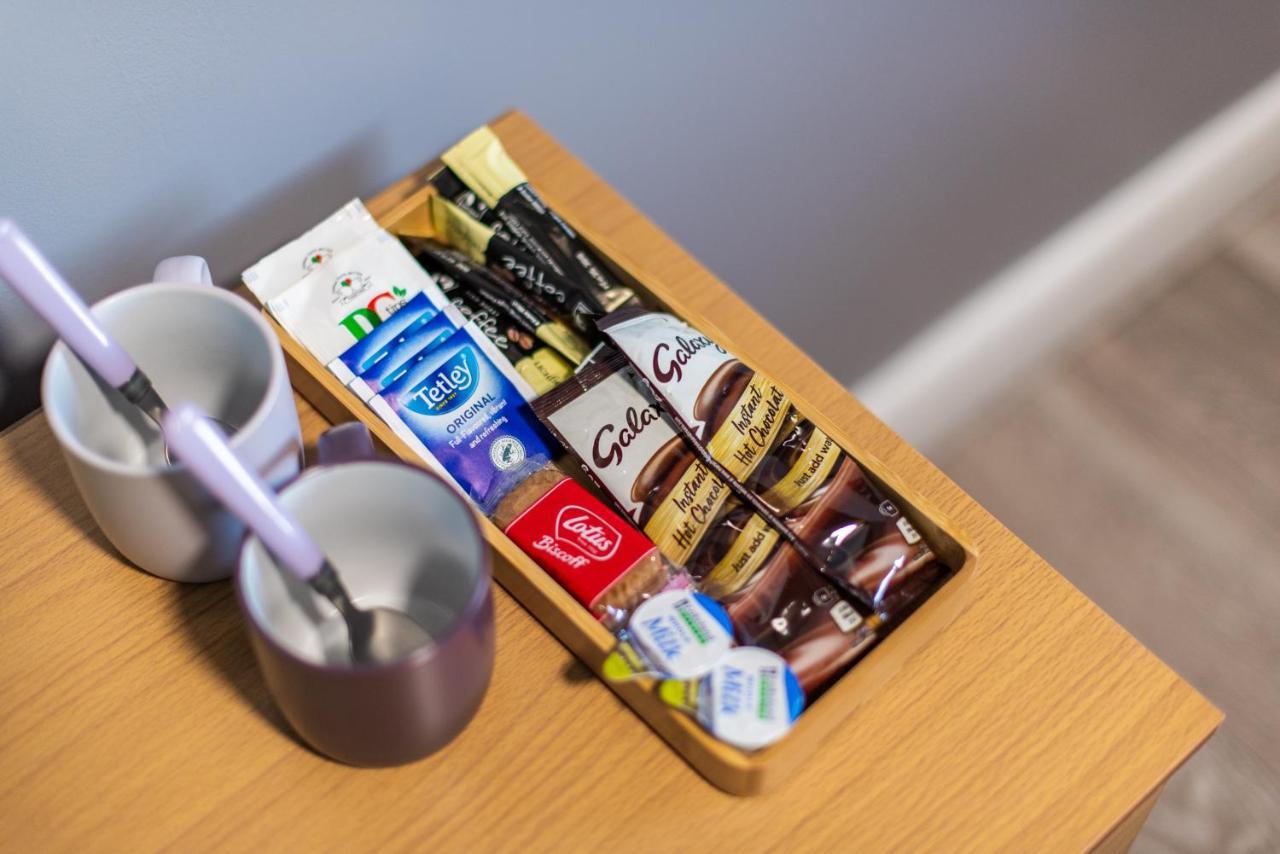 Heart Of Maidstone - Premium Double Rooms With Free Wi-Fi Exterior photo